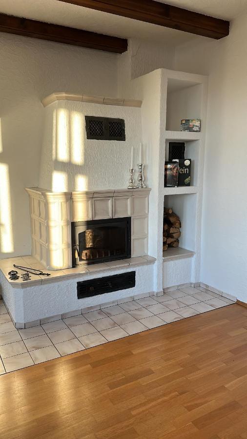 98Qm Wohnung Im Villenviertel - Voll Ausgestattet Mit Balkon Und Kamin - Wlan Gratis Wilhelmshaven Esterno foto