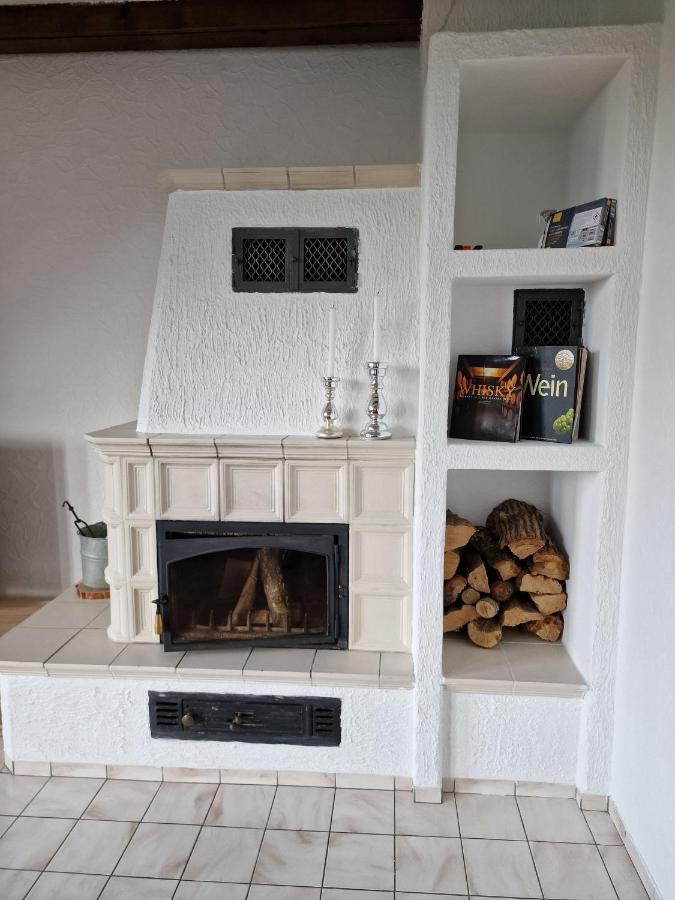 98Qm Wohnung Im Villenviertel - Voll Ausgestattet Mit Balkon Und Kamin - Wlan Gratis Wilhelmshaven Esterno foto